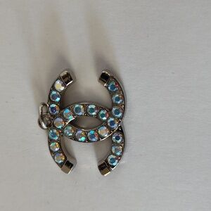 Elegant Iridescent and Silver CC Zipper Pull